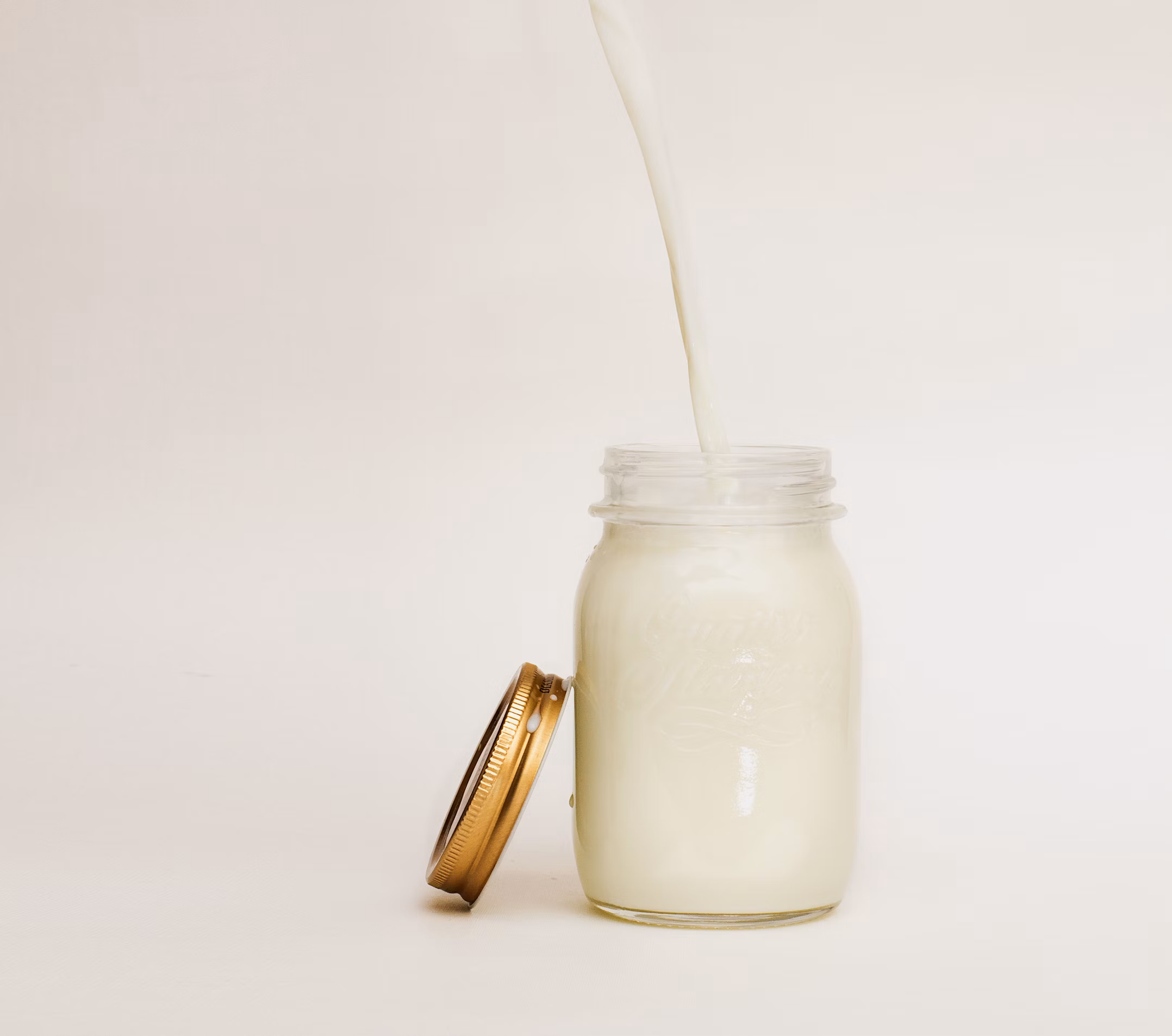 The emulsification process of goat milk lotion
